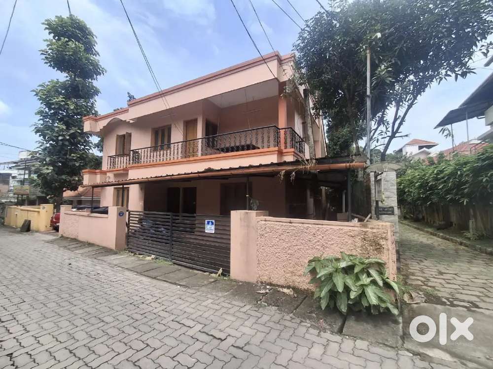 4 BHK INDIPENDENT HOUSE VILLA FOR SALE AT KAKKANAD CHEMBUMOOK