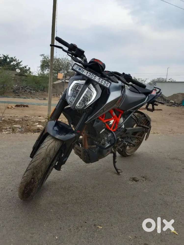 Urgent.           Sale.        KTM 250 Duke