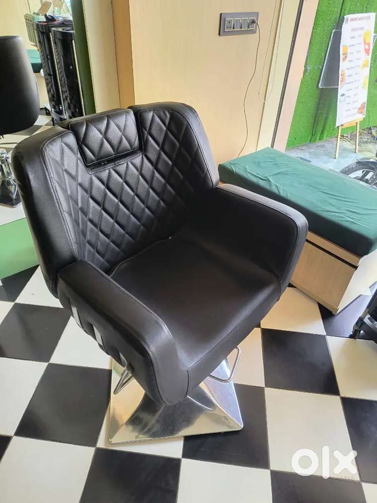Seeling 6 saloon chairs