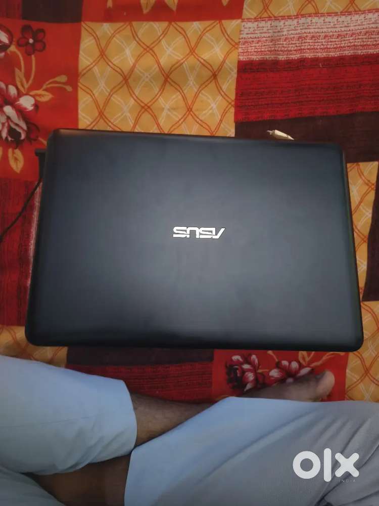 ASUS LAPTOP