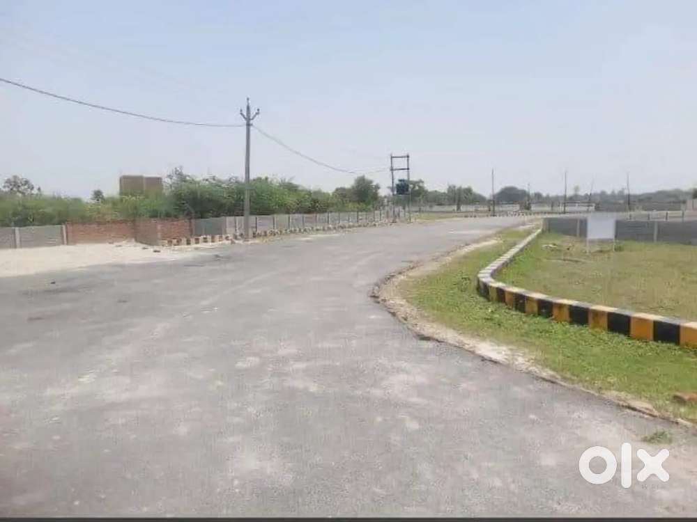 Lucknow city me plot ikana stadium se najdeek approved society me