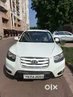Hyundai Santa Fe 2012 Diesel 114000 Km Driven