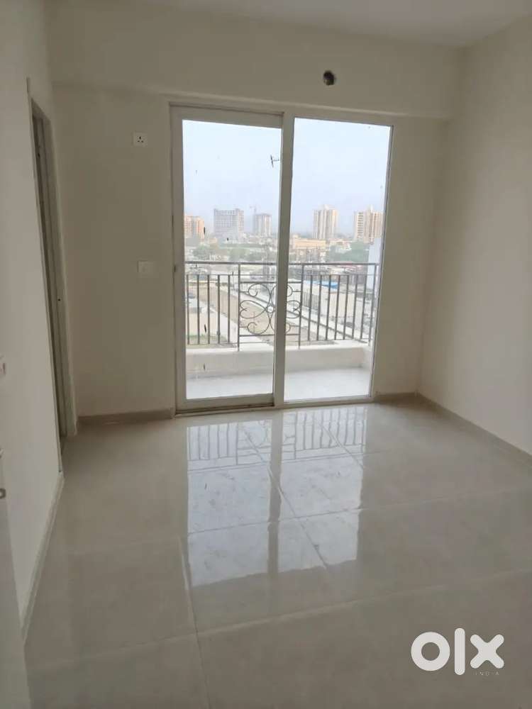 2bhk fresh unfurnished flat in gurugram