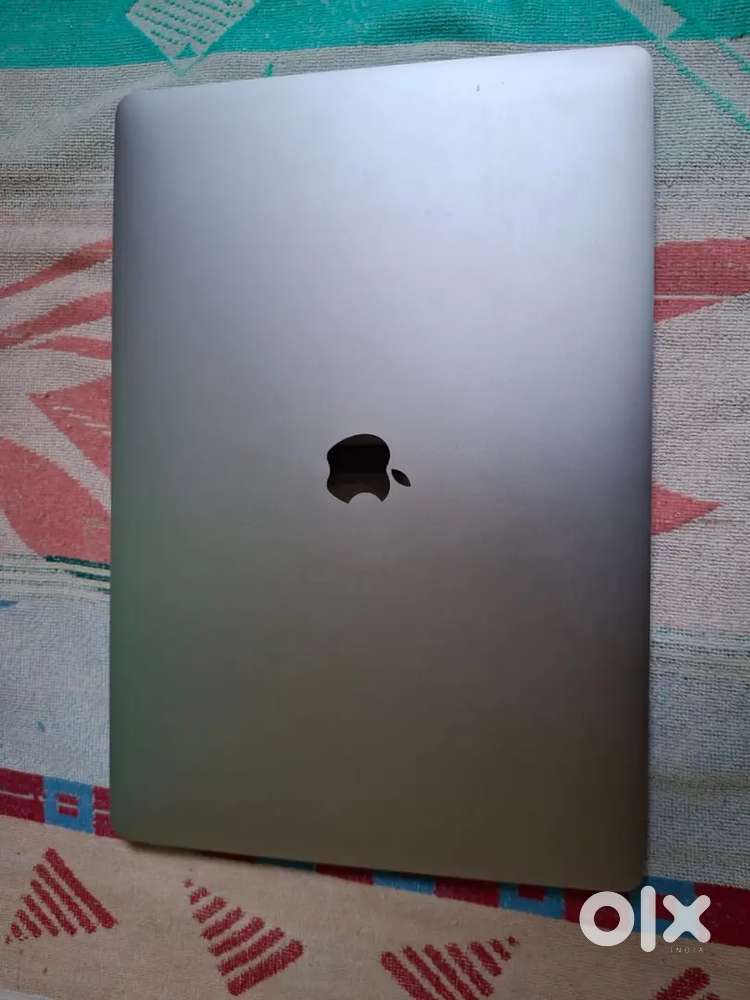 Apple MacBook Pro Core i7 9th H-(16 GB/512 GB SSD/Mac oS