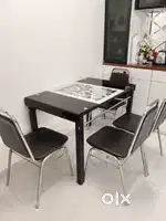 4 seater glass top dining table