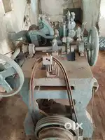 Barbed wire machine