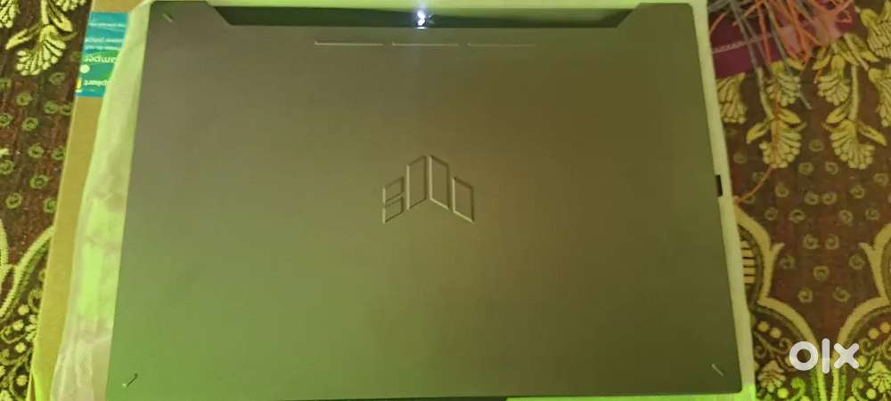 Asus ryzen 7 gaming laptop 10 days old laptop all is good condition