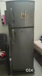 L G double door