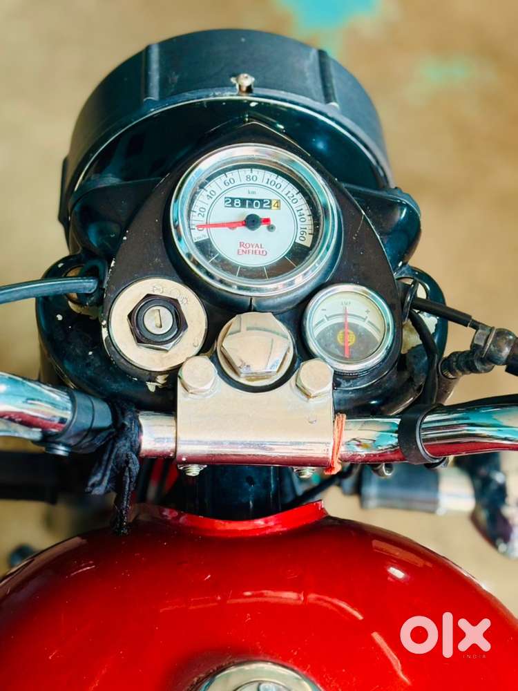 Royal enfield classic 350 BS=IV whit alloy wheels and  mini silencer