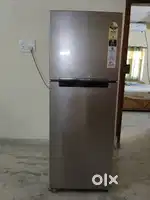 Samsang fridge 190 litres, 2 start, 2 year old