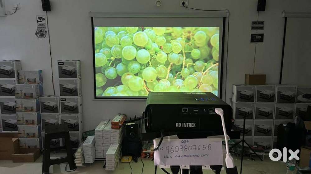 New Best quality 4K 3D projectors and screens wall tripod at wholesale