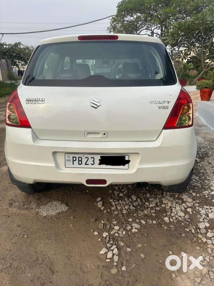 Maruti Suzuki Swift 2010