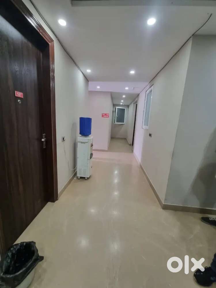 The royal luxurious pg