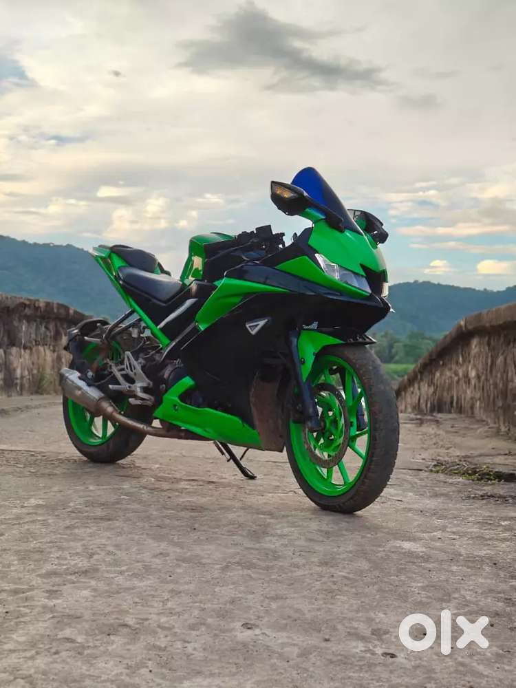 Yamaha R15 v3
