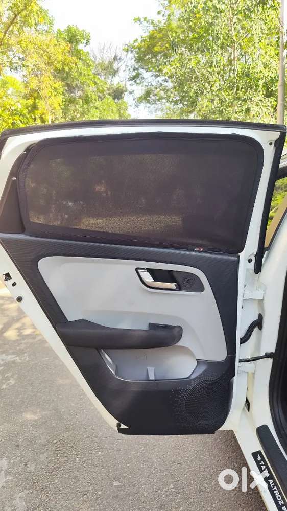 Altroz Car magnetic sun shade