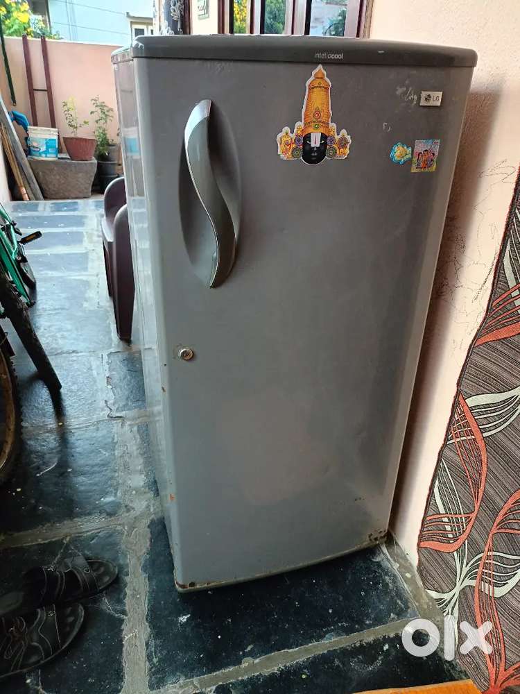 LG fridge sale just 3000 only