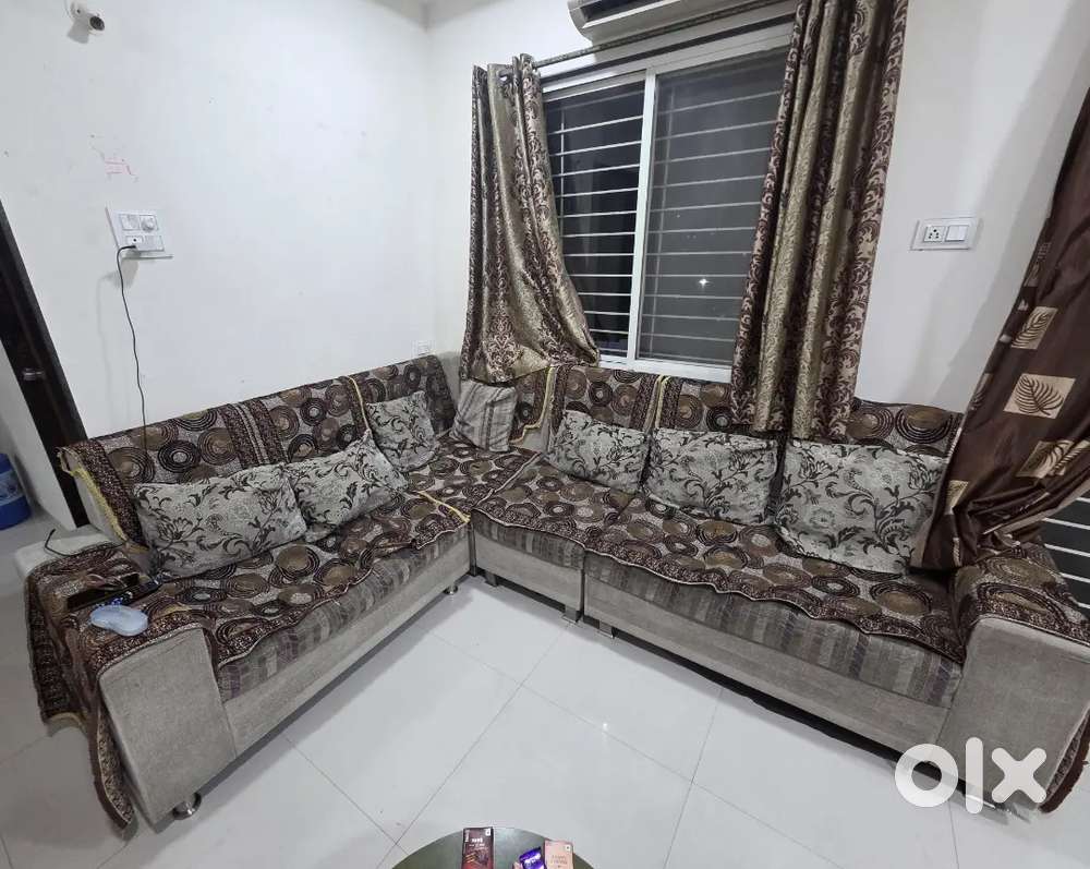 6 seater L shaped sofa