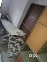 लोहे की जालियां बेचनी है