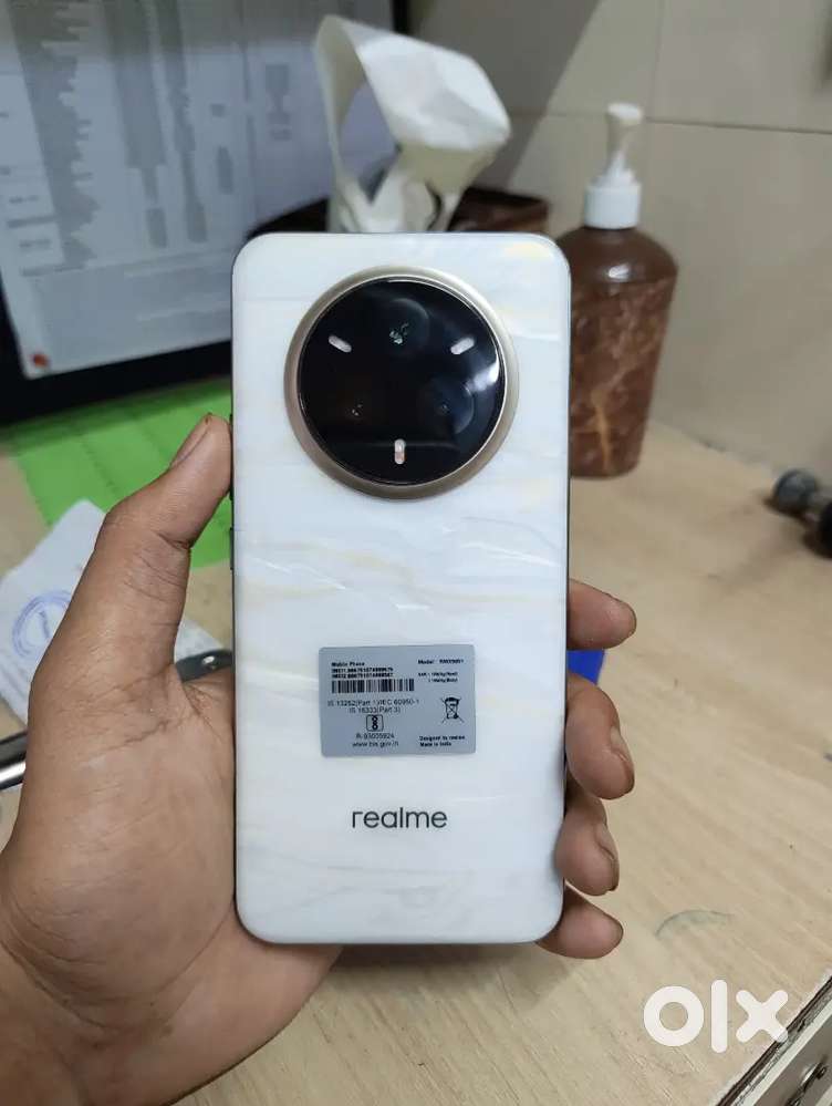 Realme 14 Pro plus 8/256 3 Month old Fix price