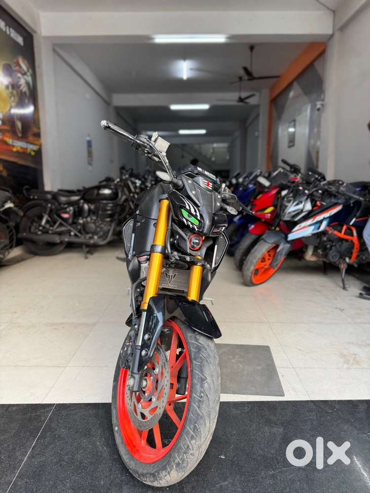 YAMAHA MT 15 Mettalic Black 2023