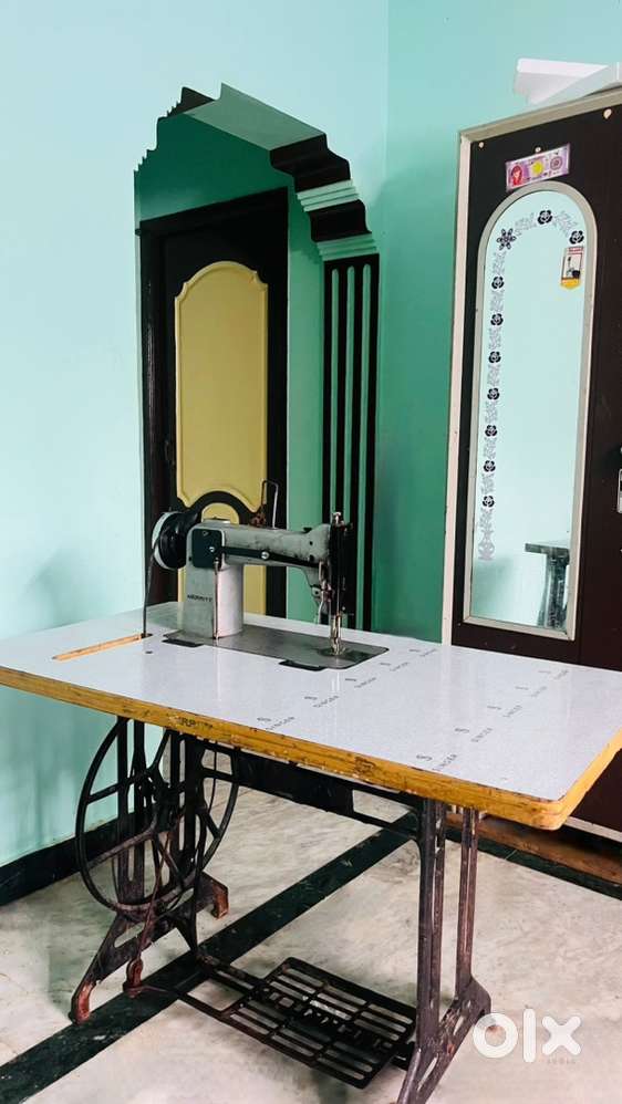 Tailoring machine [ negotiable.. ]