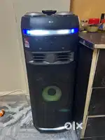LG boom box