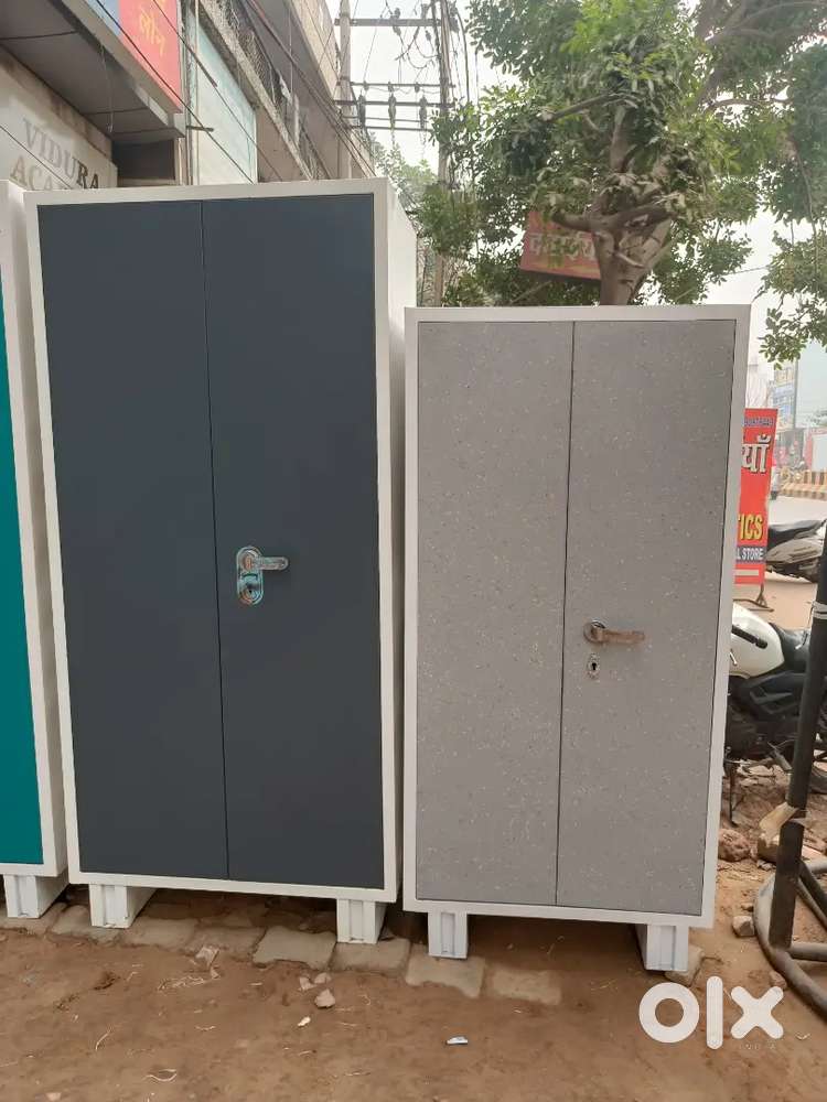 New kids almirah 6.5 ft ( Gurgaon sector 6