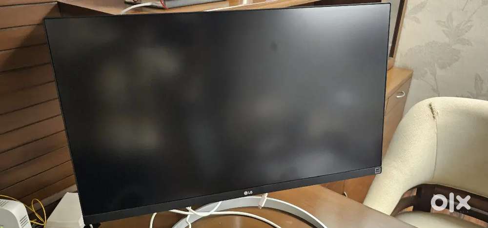 LG Monitor