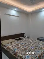 1 room in preoccupied flat