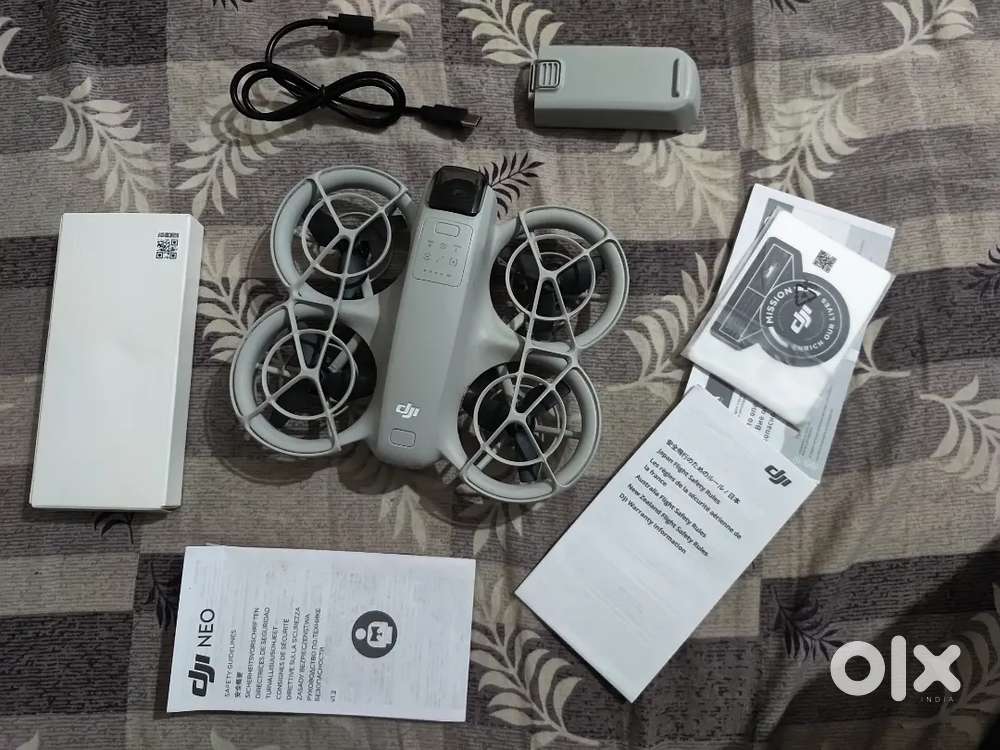 DJI neo drone