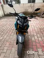 Mt15 brand new condition with black alloy