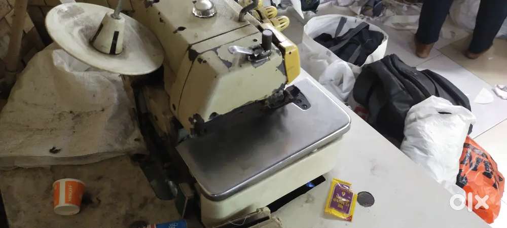 Over lock machine