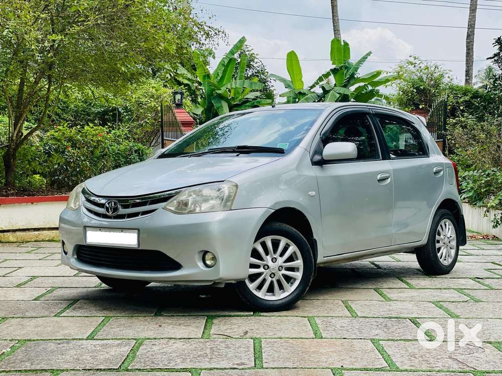 Toyota Etios Liva 2011-2012 V, 2012, Petrol