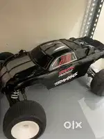 Traxxas Rustler 2wd RC car