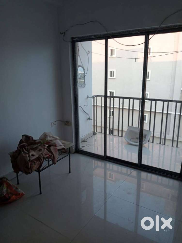 3 bhk unfurnished flat for rent at Dharapur