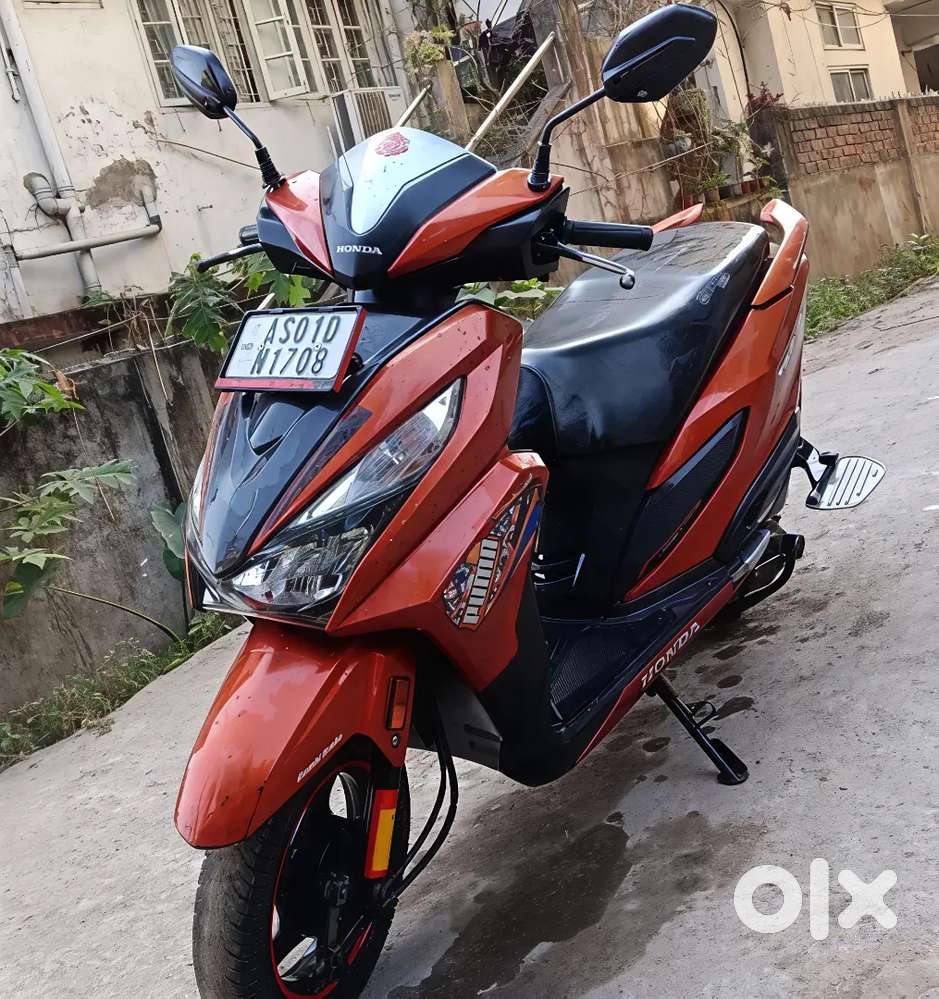 Honda Grazia 125 is on good condition