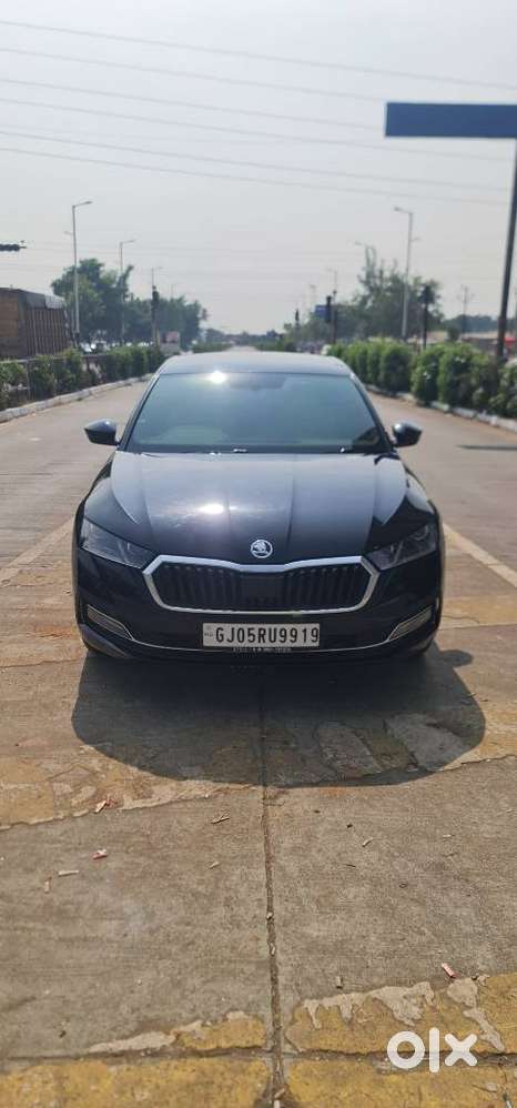 Skoda Octavia, 2023, Petrol