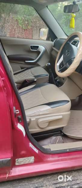 Mahindra TUV 300 2016