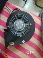 Centrifugal blower