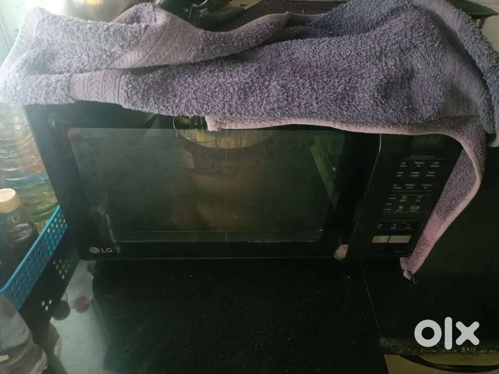 LG 28L Convection 3 in 1 Microwave