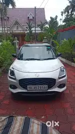 Maruti Suzuki Swift 2025 Petrol 1676 Km Driven