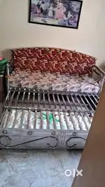 Stainless steel (metal) SOFACUMBED