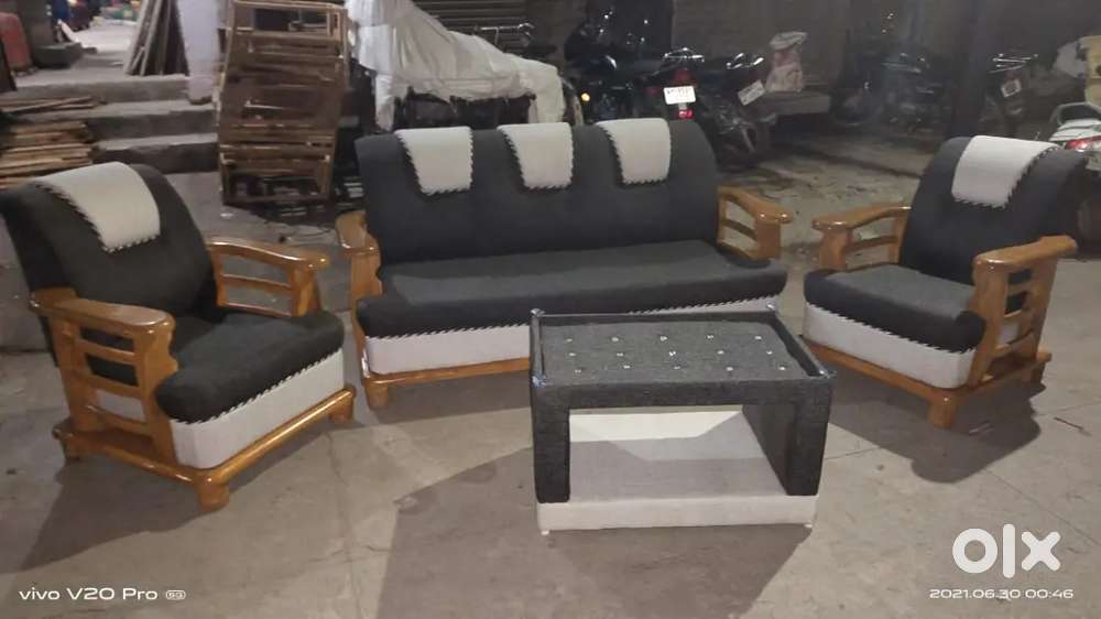 WOODEN SOFA SET 3+1+1 WITH TEA TABLE