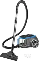 Sealed Midea Vaccum Cleaner With Dust Container