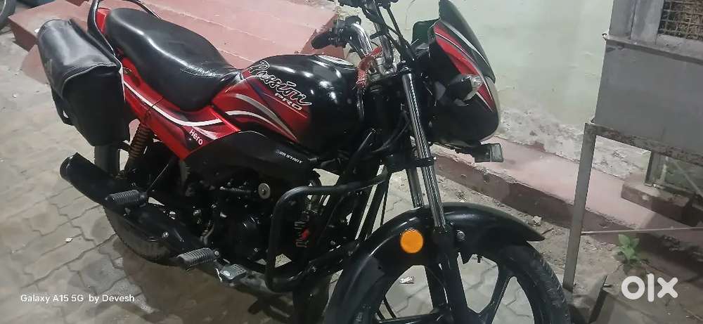 Single hand use bike Less driven