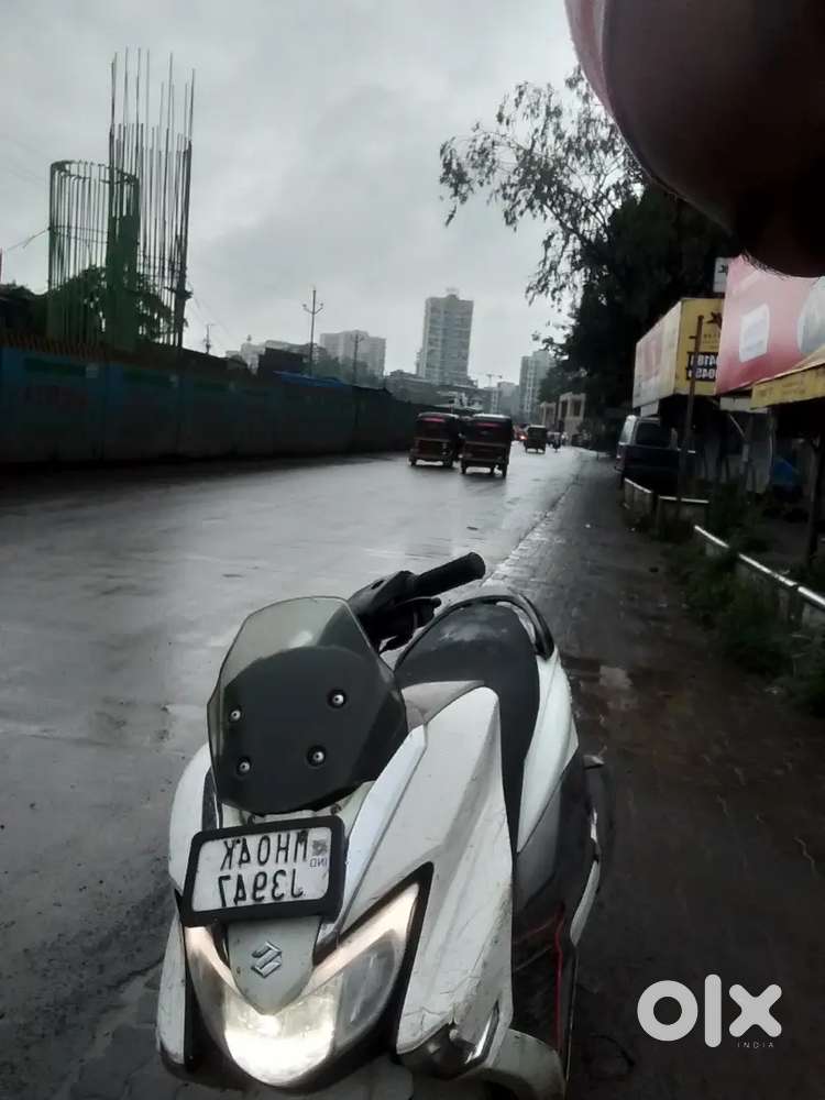 Suzuki Burgman 125cc(2020)