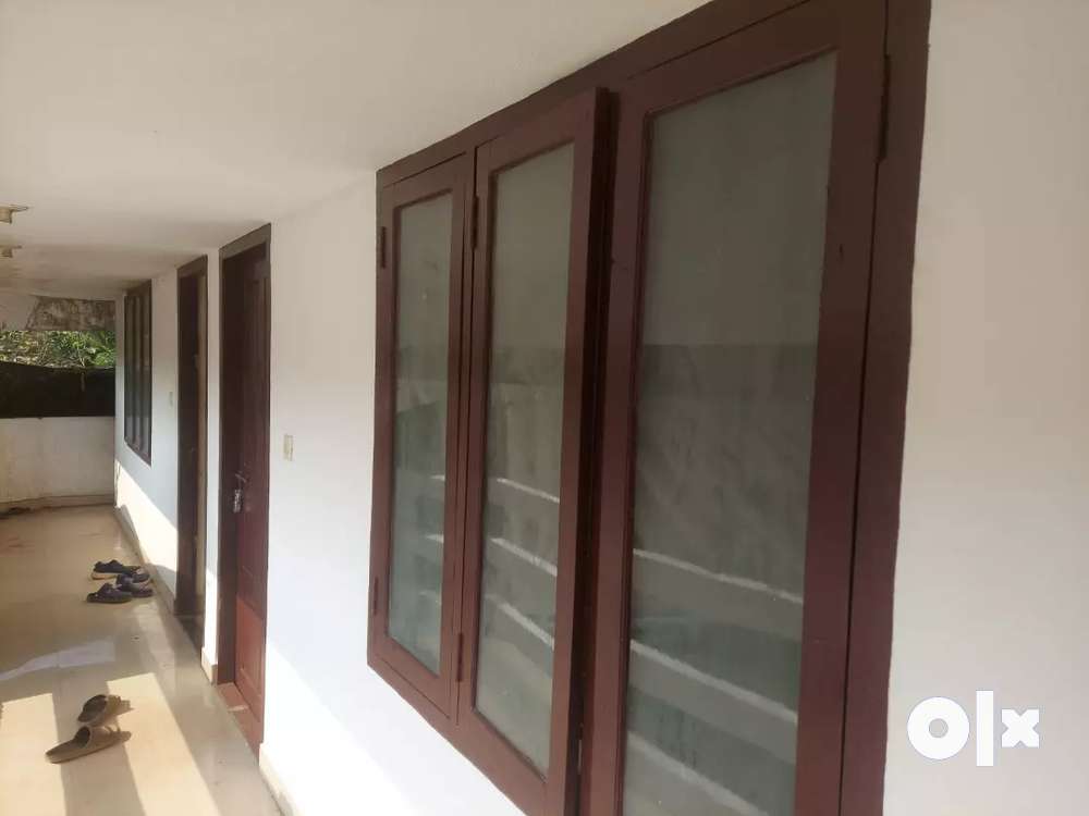 Apartment/Shop for rent in koyilandy town