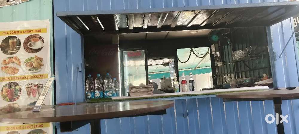 Required restaurant staff, only for ladies