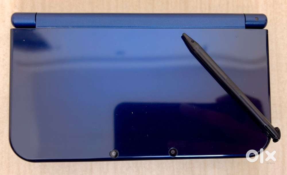 Nintendo 3DS XL + Pokemon X (Original Catridge) - Excellent Condition