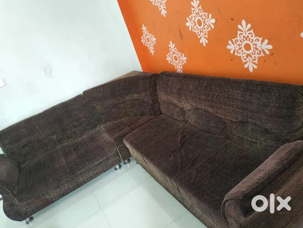L safe sofa